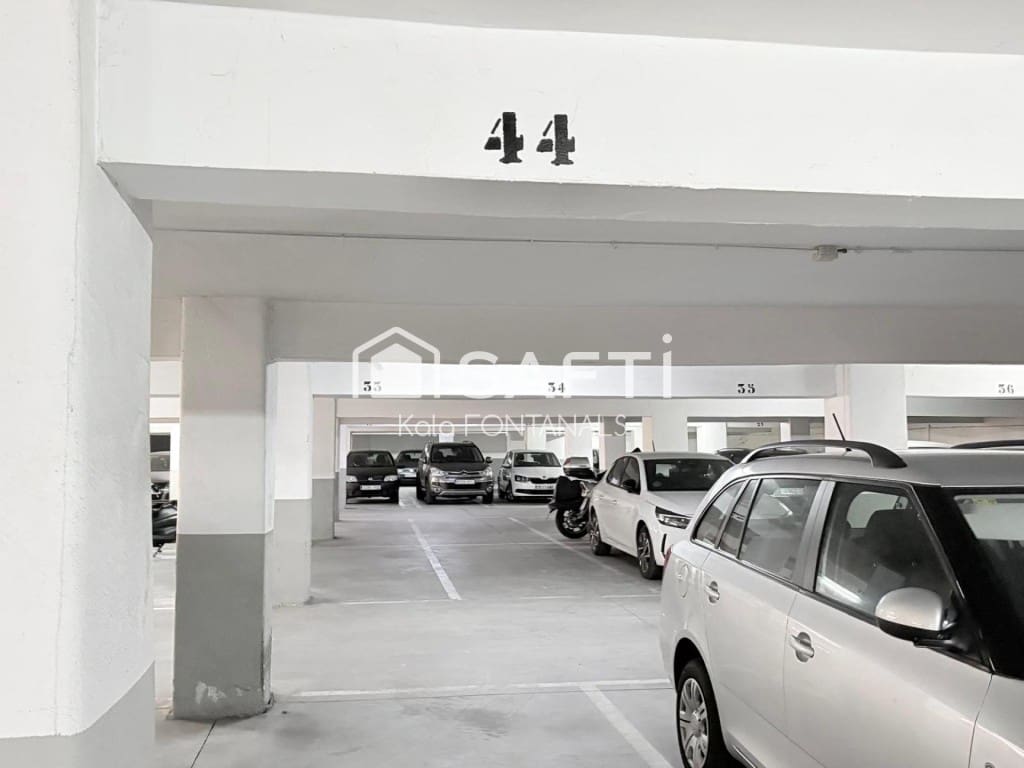 3 Zimmer Apartment zu verkaufen in Vigo mit Garage - 349.000 € (Ref: 9904264)