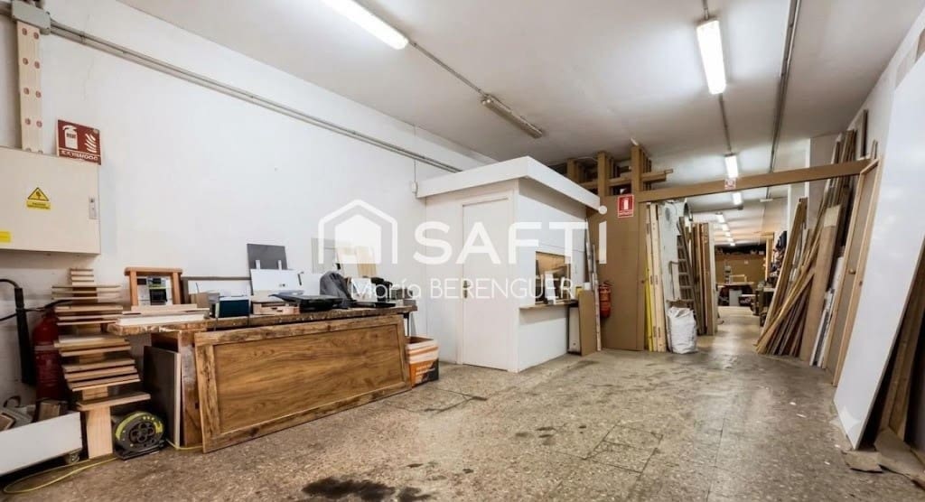 Local Comercial en Cornellà de Llobregat en venta - 135.000 € (Ref: 9904266)