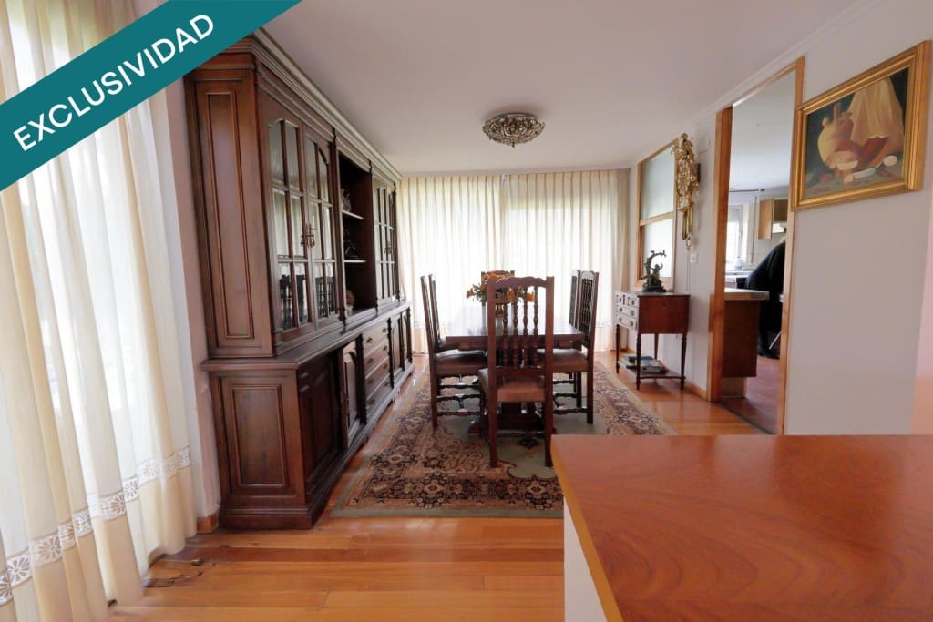Adosado de 6 habitaciones en O Barco de Valdeorras en venta con piscina garaje - 425.000 € (Ref: 9904268)
