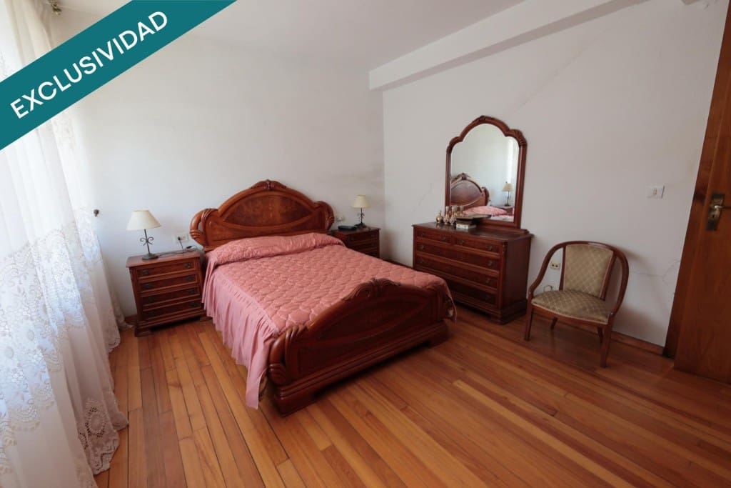 Adosado de 6 habitaciones en O Barco de Valdeorras en venta con piscina garaje - 425.000 € (Ref: 9904268)