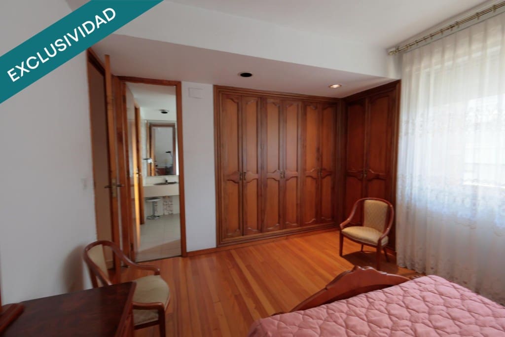 Adosado de 6 habitaciones en O Barco de Valdeorras en venta con piscina garaje - 425.000 € (Ref: 9904268)