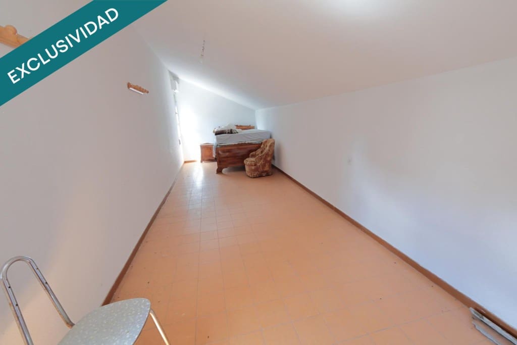 Adosado de 6 habitaciones en O Barco de Valdeorras en venta con piscina garaje - 425.000 € (Ref: 9904268)