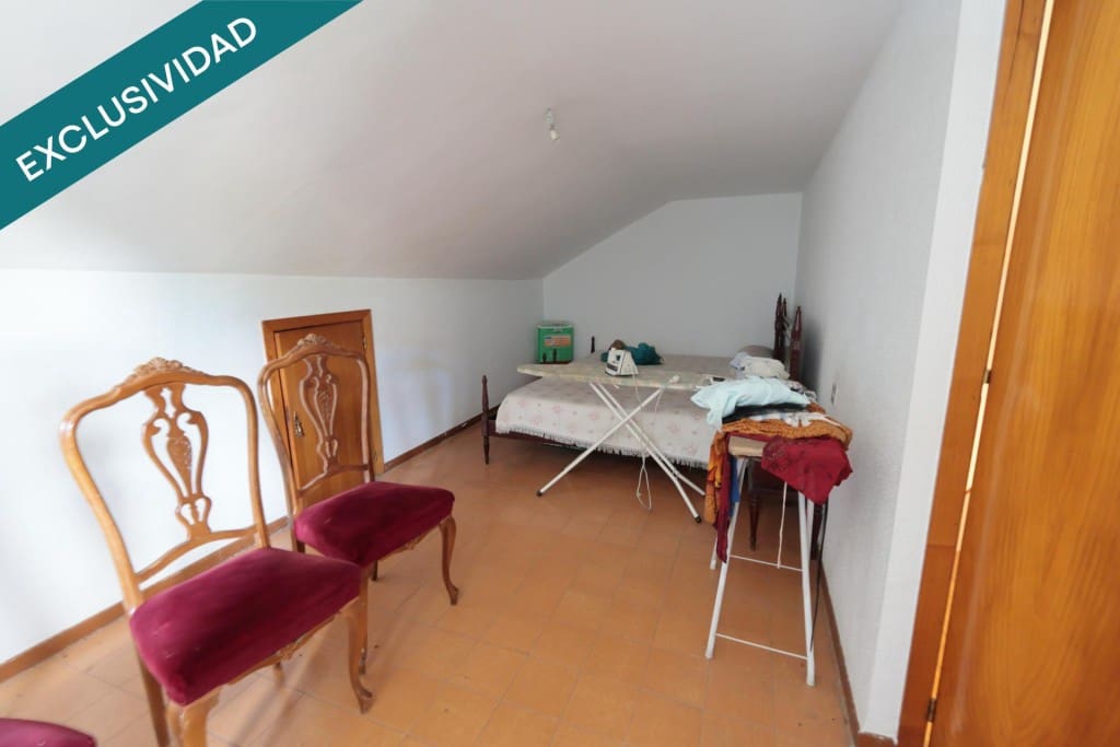 Adosado de 6 habitaciones en O Barco de Valdeorras en venta con piscina garaje - 425.000 € (Ref: 9904268)
