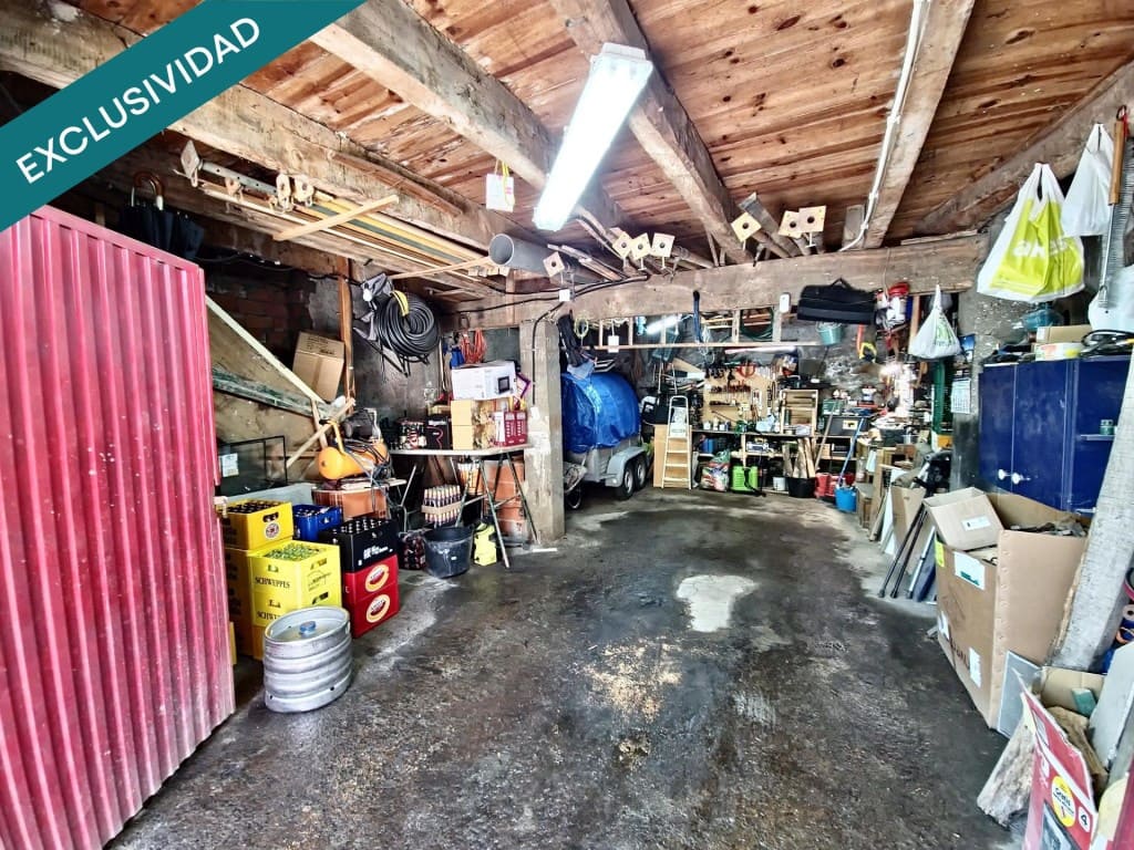 4 soveværelse Finca/Landehus til salg i Paramo del Sil med garage - € 75.000 (Ref: 9904269)