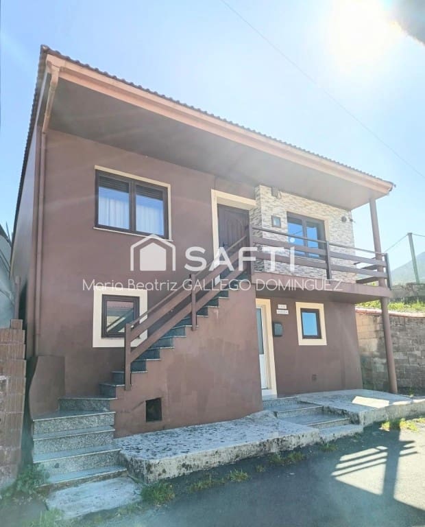 6 bedroom Villa for sale in Carnota - € 180,000 (Ref: 9906913)