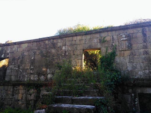 12 slaapkamer Finca/Landhuis te koop in As Neves met garage - € 170.000 (Ref: 9906914)
