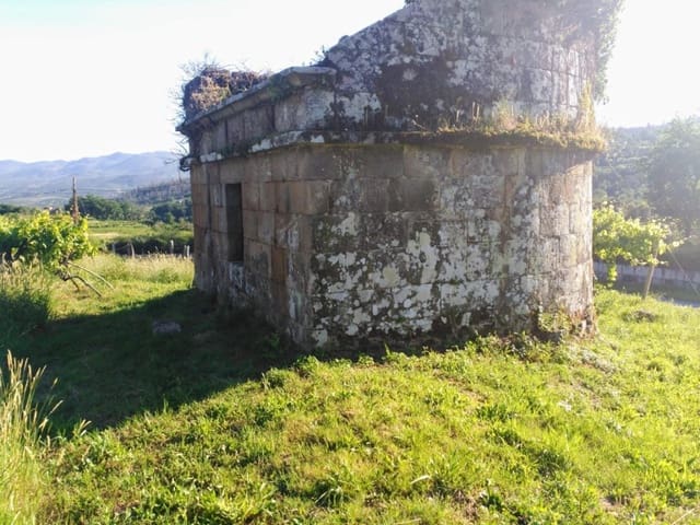 12 slaapkamer Finca/Landhuis te koop in As Neves met garage - € 170.000 (Ref: 9906914)