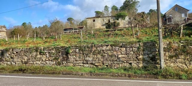 12 slaapkamer Finca/Landhuis te koop in As Neves met garage - € 170.000 (Ref: 9906914)