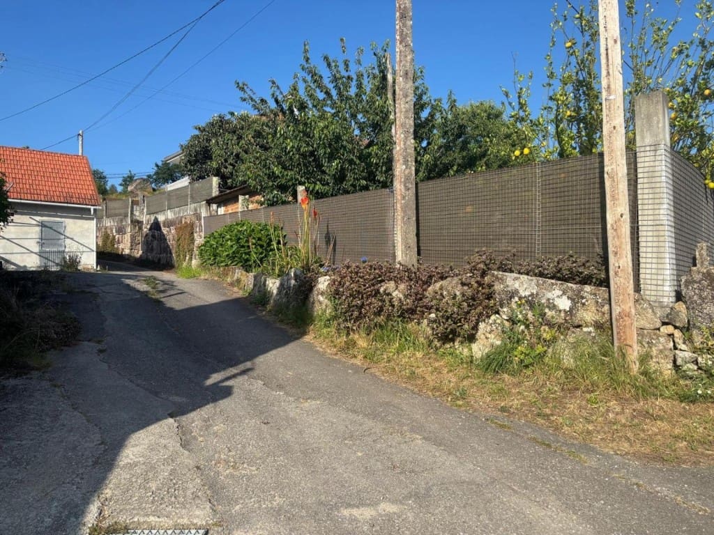 6 chambre Finca/Maison de Campagne à vendre à Salvaterra de Mino avec garage - 95 000 € (Ref: 9906915)