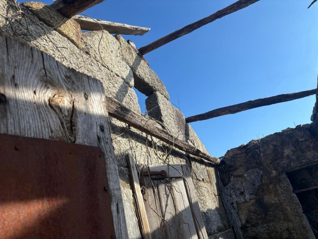 6 chambre Finca/Maison de Campagne à vendre à Salvaterra de Mino avec garage - 95 000 € (Ref: 9906915)