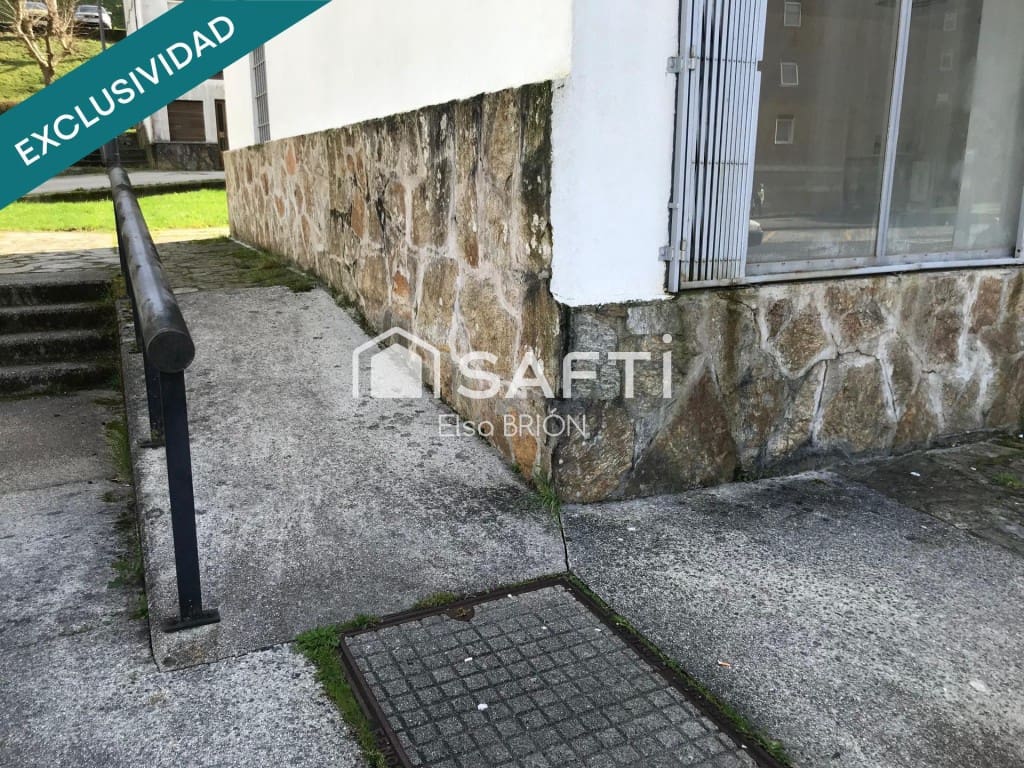 Gewerbe zu verkaufen in Santiago de Compostela - 69.000 € (Ref: 9906920)