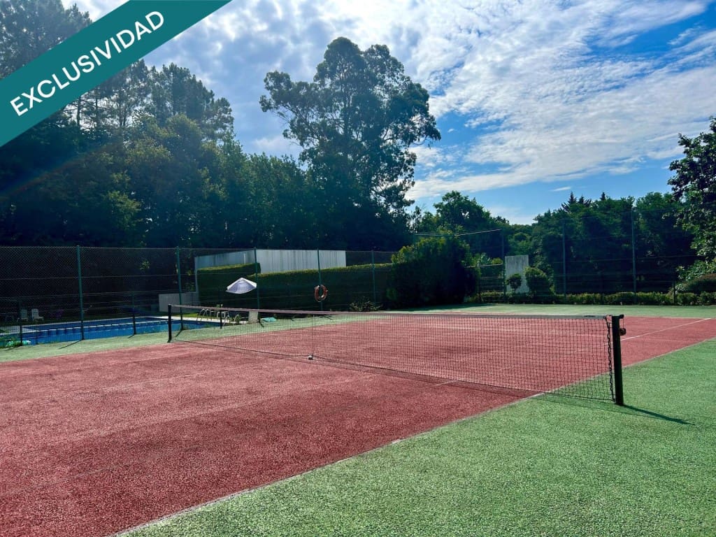 4 sovrum Villa till salu i Santiago de Compostela med pool garage - 540 000 € (Ref: 9906921)