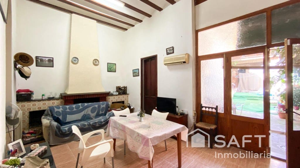 4 sovrum Villa till salu i Antella - 150 000 € (Ref: 9906924)