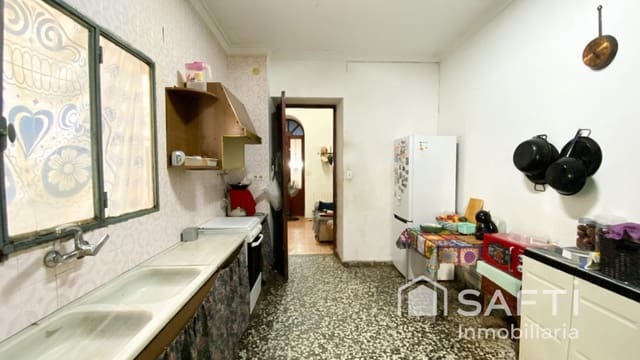 4 sovrum Villa till salu i Antella - 150 000 € (Ref: 9906924)