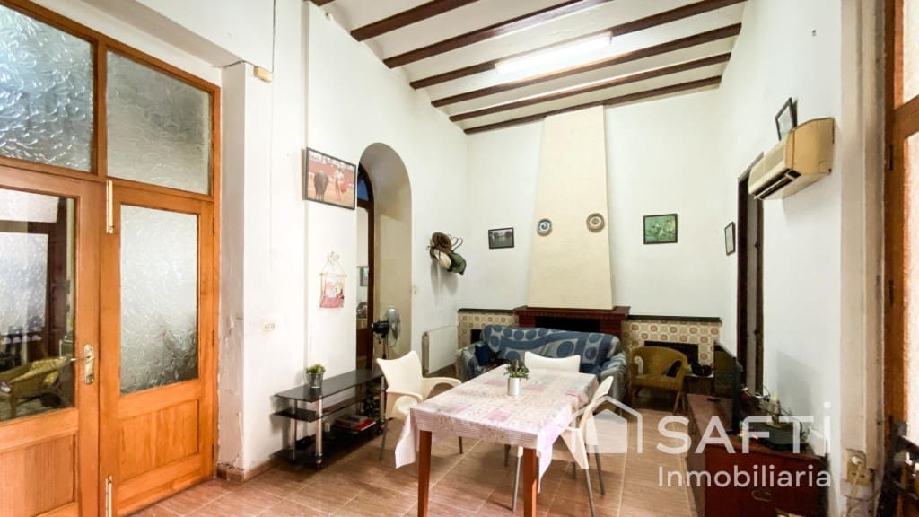 4 sovrum Villa till salu i Antella - 150 000 € (Ref: 9906924)