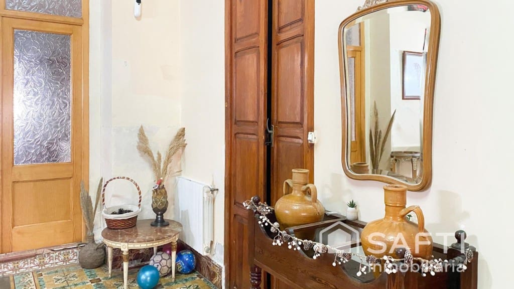 4 sovrum Villa till salu i Antella - 150 000 € (Ref: 9906924)