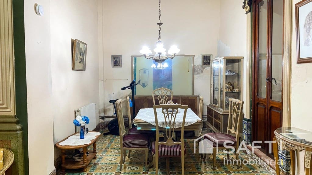 4 sovrum Villa till salu i Antella - 150 000 € (Ref: 9906924)