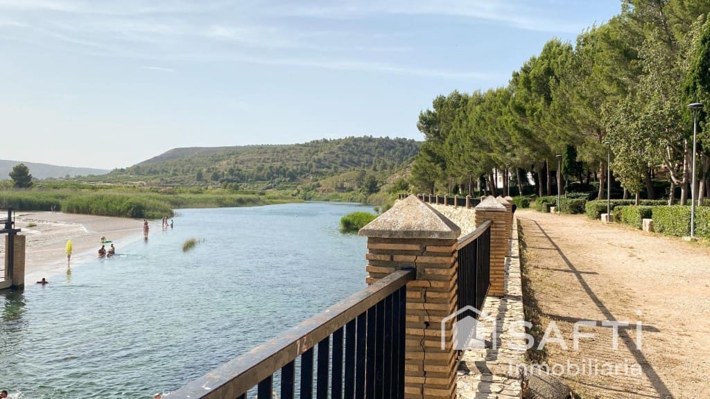 4 sovrum Villa till salu i Antella - 150 000 € (Ref: 9906924)