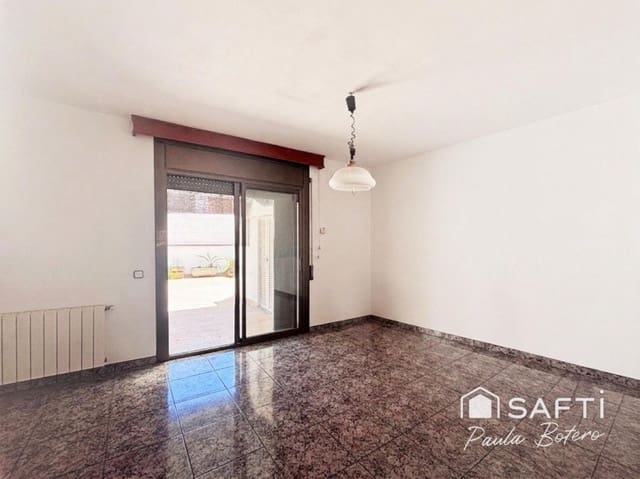 4 sovrum Radhus till salu i Vilanova i la Geltrú med garage - 525 000 € (Ref: 9906925)