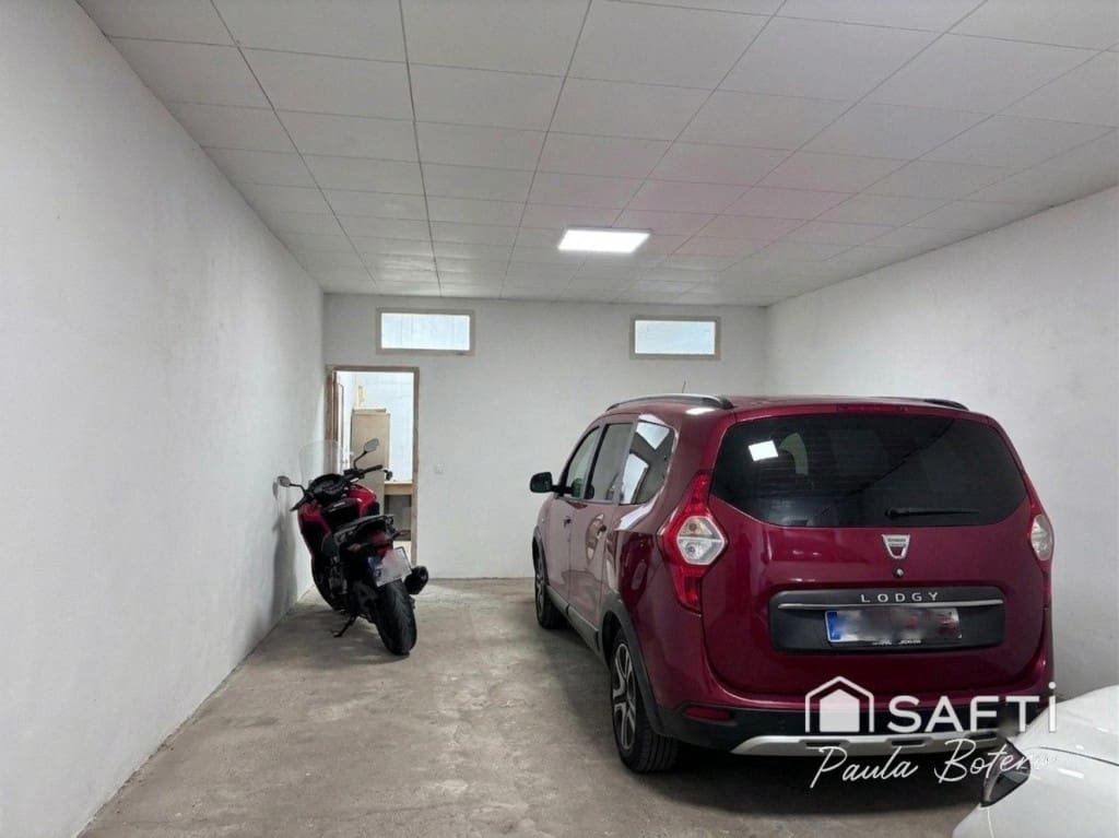 4 sovrum Radhus till salu i Vilanova i la Geltru med garage - 525 000 € (Ref: 9906925)