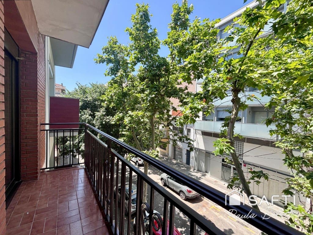 4 sovrum Radhus till salu i Vilanova i la Geltru med garage - 525 000 € (Ref: 9906925)