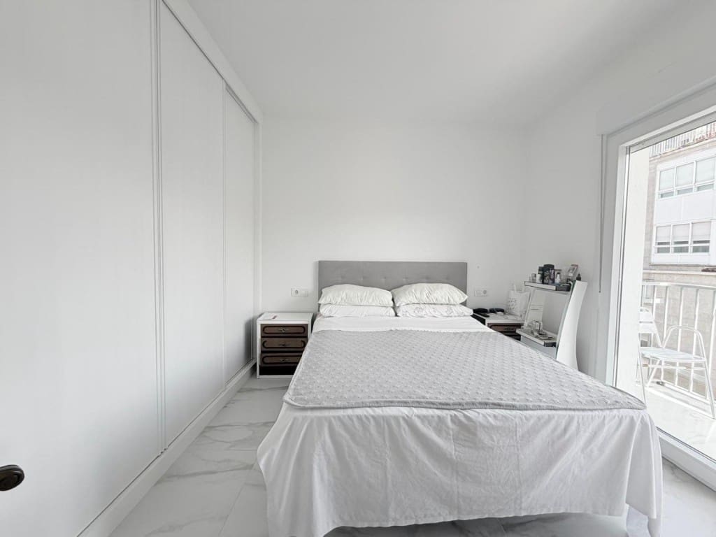 4 quarto Penthouse para venda em Pontevedra cidade - 300 000 € (Ref: 9906927)