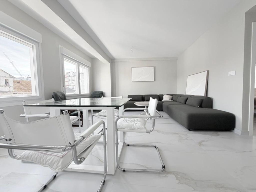 4 quarto Penthouse para venda em Pontevedra cidade - 300 000 € (Ref: 9906927)