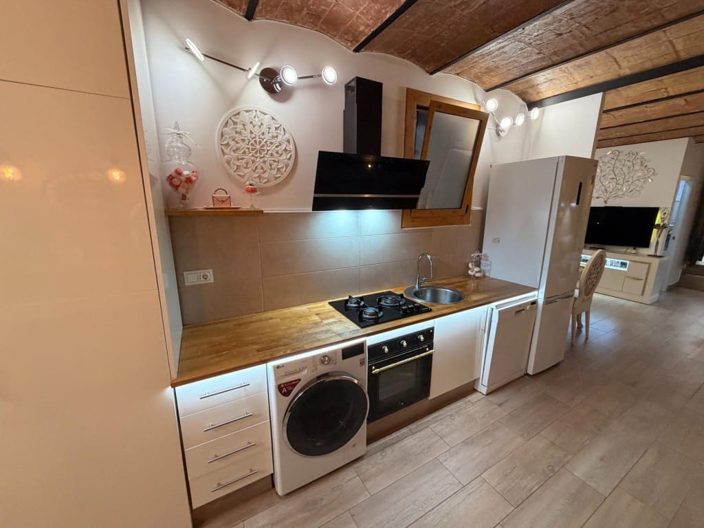 2 sovrum Lägenhet till salu i Barcelona stad - 419 000 € (Ref: 9906929)