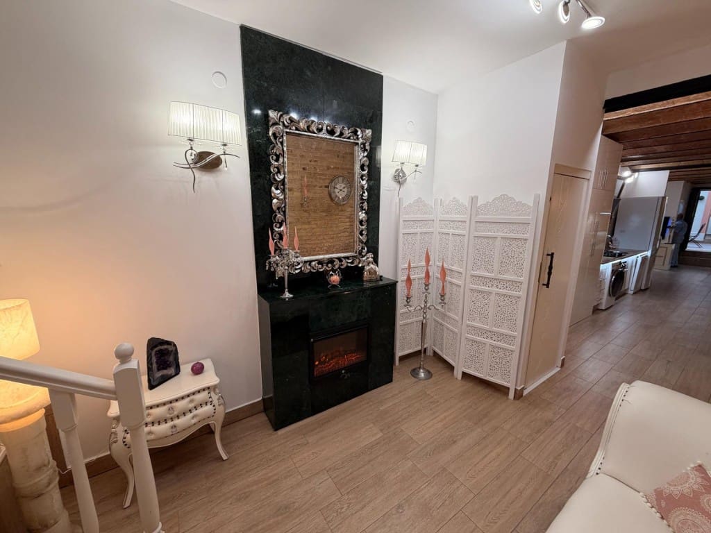 2 sovrum Lägenhet till salu i Barcelona stad - 419 000 € (Ref: 9906929)