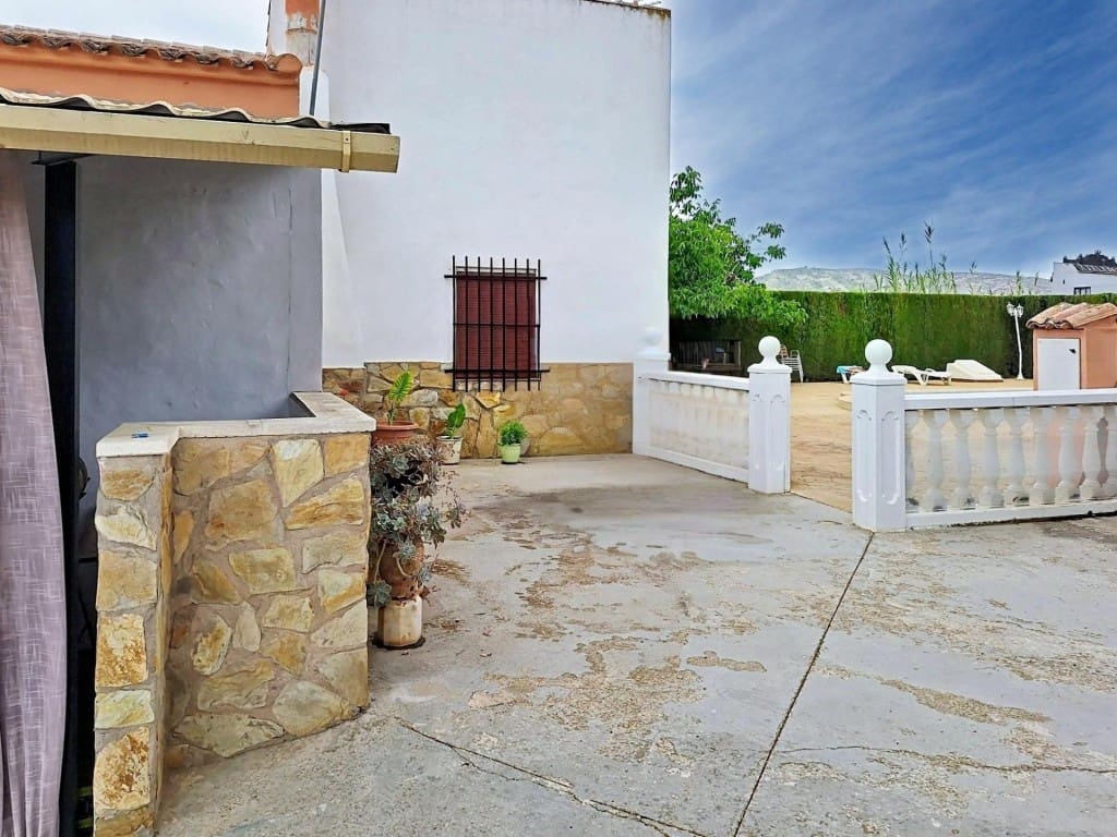 5 soverom Villa til salgs i Villena med svømmebasseng - € 239 000 (Ref: 9910512)