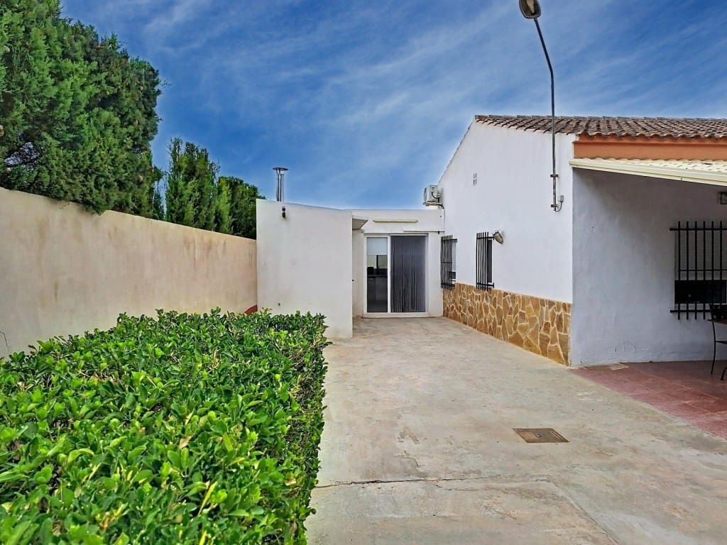 5 soverom Villa til salgs i Villena med svømmebasseng - € 239 000 (Ref: 9910512)