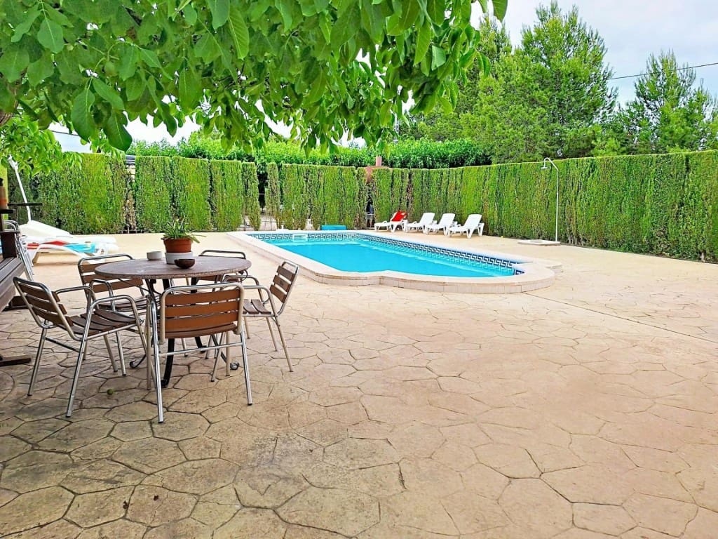 5 soverom Villa til salgs i Villena med svømmebasseng - € 239 000 (Ref: 9910512)