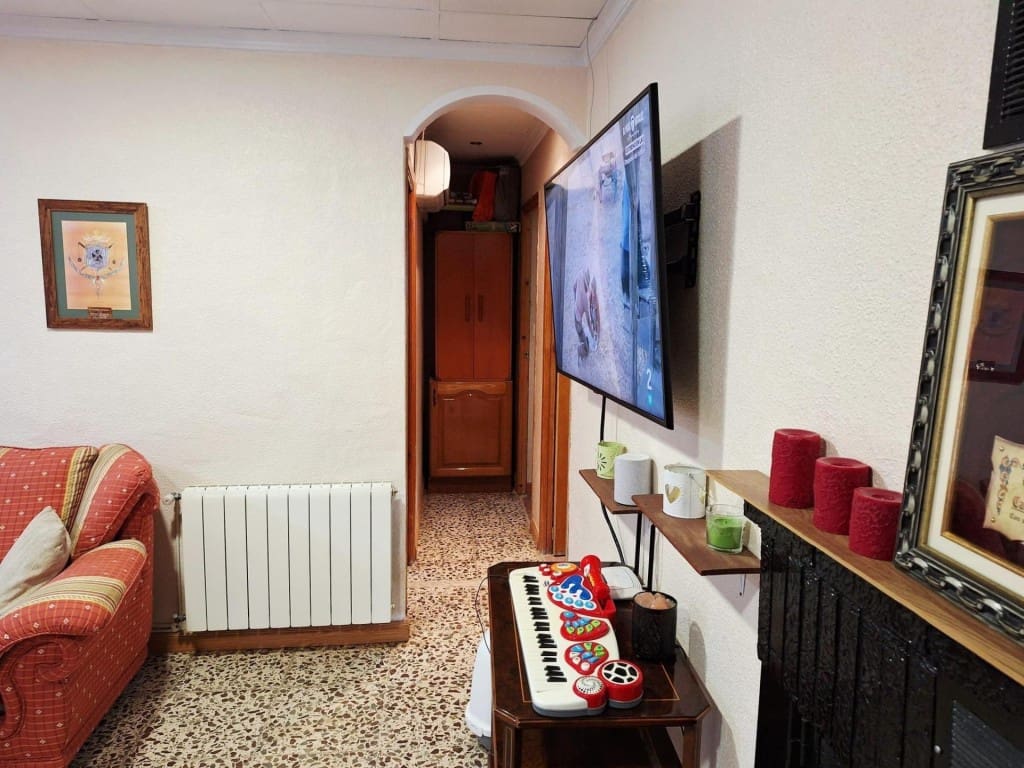 5 soverom Villa til salgs i Villena med svømmebasseng - € 239 000 (Ref: 9910512)