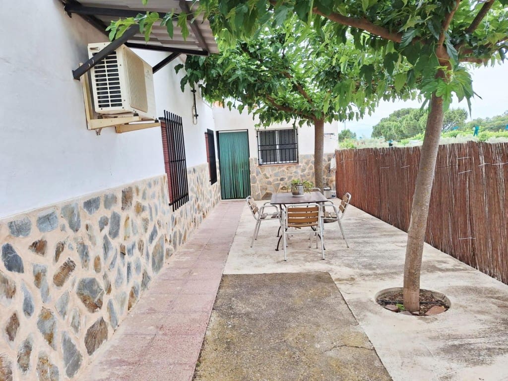 5 soverom Villa til salgs i Villena med svømmebasseng - € 239 000 (Ref: 9910512)