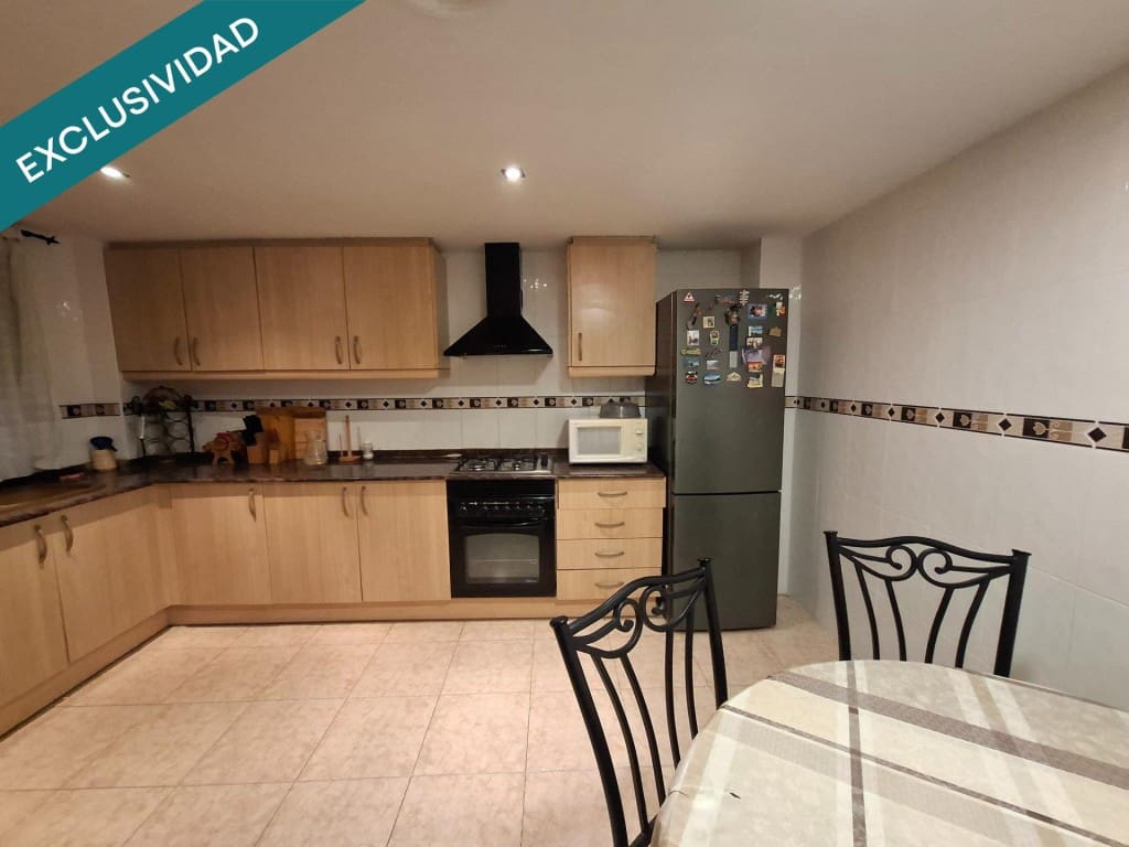 5 camera da letto Appartamento in vendita in L'Olleria - 140.000 € (Rif: 9910513)