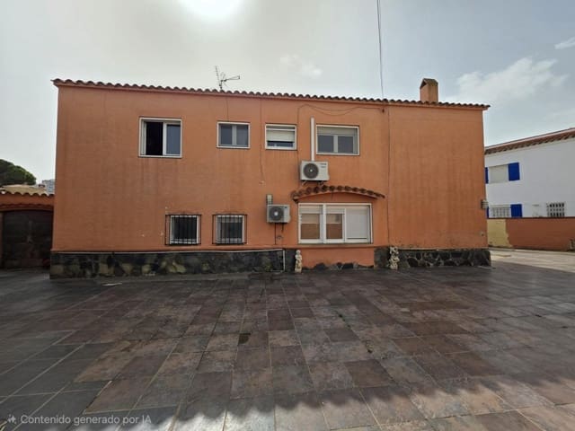 5 quarto Moradia para venda em Empuriabrava, Castelló d'Empúries - 450 000 € (Ref: 9910518)
