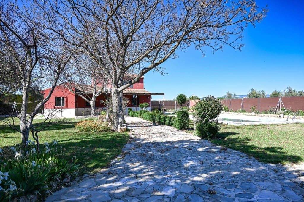 2 soveværelse Finca/Landehus til salg i Antequera med swimmingpool garage - € 449.000 (Ref: 9910519)
