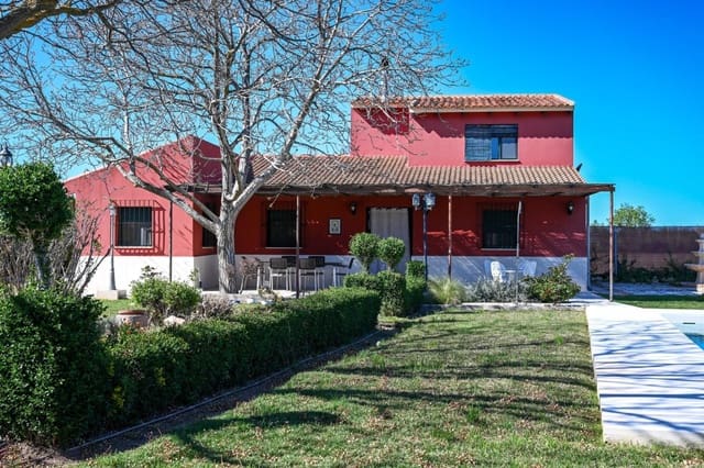 2 soveværelse Finca/Landehus til salg i Antequera med swimmingpool garage - € 449.000 (Ref: 9910519)
