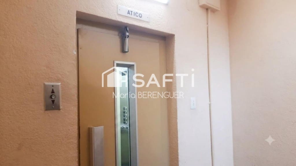 2 sypialnia Penthouse na sprzedaż w El Prat de Llobregat - 425 000 € (Ref: 9910521)