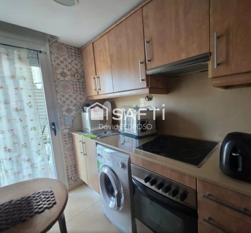 Apartamento de 2 habitaciones en Sant Carles de la Ràpita en venta - 139.950 € (Ref: 9910523)