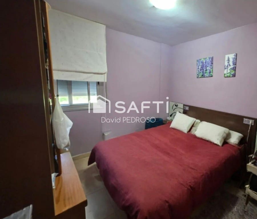 Apartamento de 2 habitaciones en Sant Carles de la Ràpita en venta - 139.950 € (Ref: 9910523)