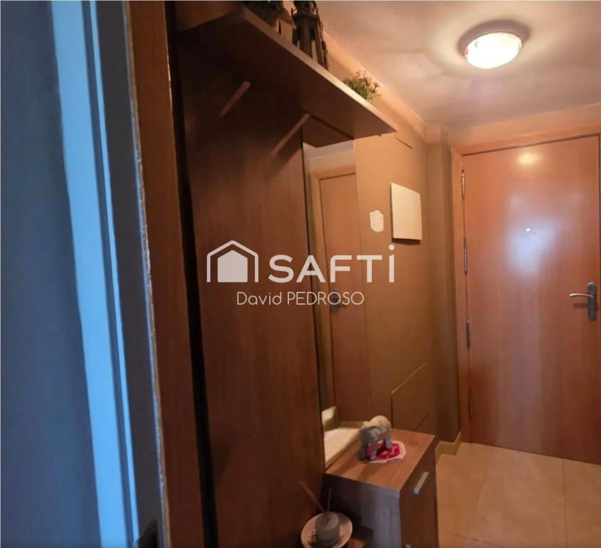 Apartamento de 2 habitaciones en Sant Carles de la Ràpita en venta - 139.950 € (Ref: 9910523)