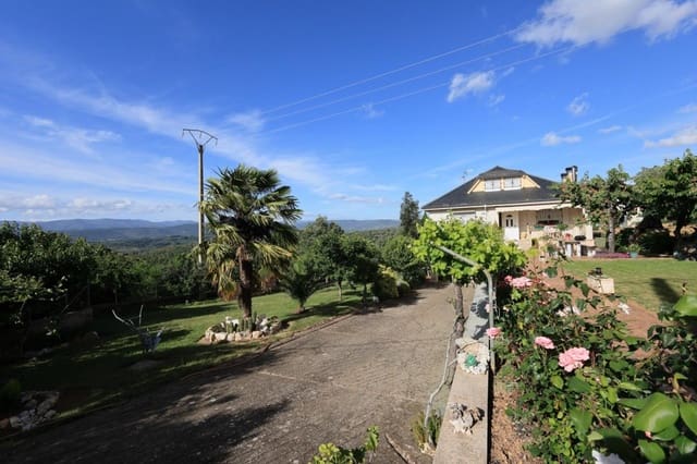 3 sovrum Finca/Hus på landet till salu i Castropodame med pool garage - 265 000 € (Ref: 9910525)