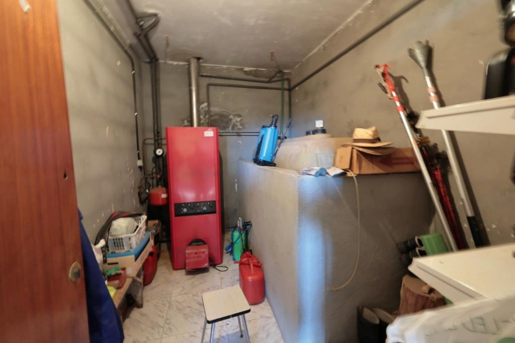 3 sovrum Finca/Hus på landet till salu i Castropodame med pool garage - 265 000 € (Ref: 9910525)