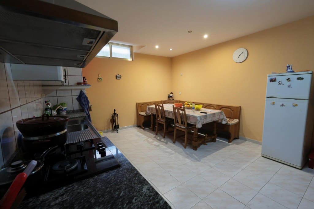 3 sovrum Finca/Hus på landet till salu i Castropodame med pool garage - 265 000 € (Ref: 9910525)