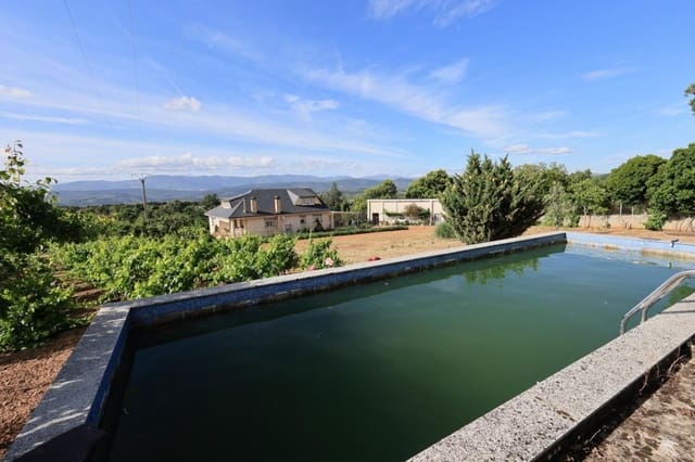 3 sovrum Finca/Hus på landet till salu i Castropodame med pool garage - 265 000 € (Ref: 9910525)