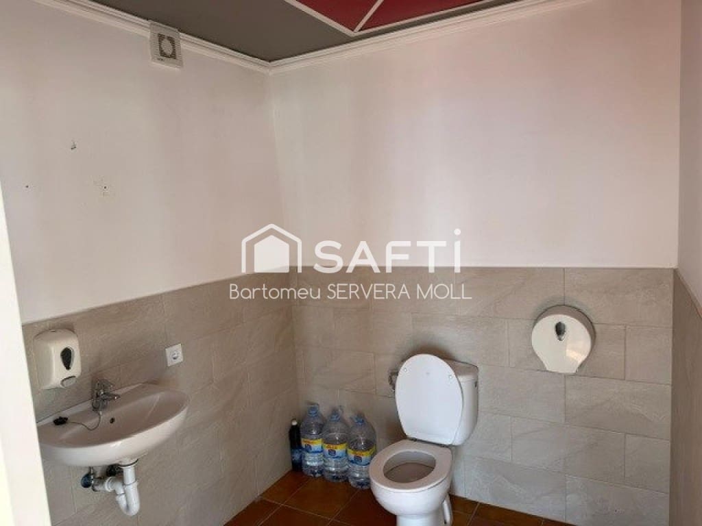 Local Comercial en Es Mercadal en venta - 900.000 € (Ref: 9912790)