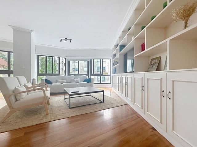 4 soverom Leilighet til salgs i Santiago de Compostela - € 850 000 (Ref: 9912794)