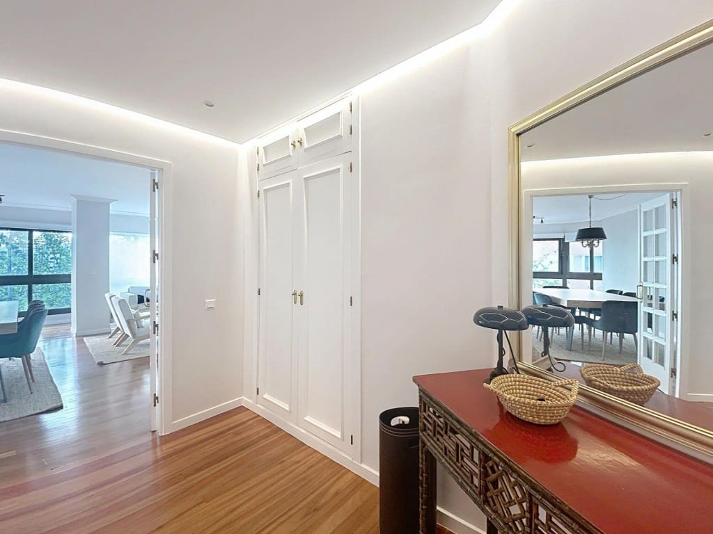4 camera da letto Appartamento in vendita in Santiago de Compostela - 850.000 € (Rif: 9912794)