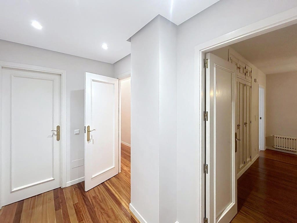 4 camera da letto Appartamento in vendita in Santiago de Compostela - 850.000 € (Rif: 9912794)